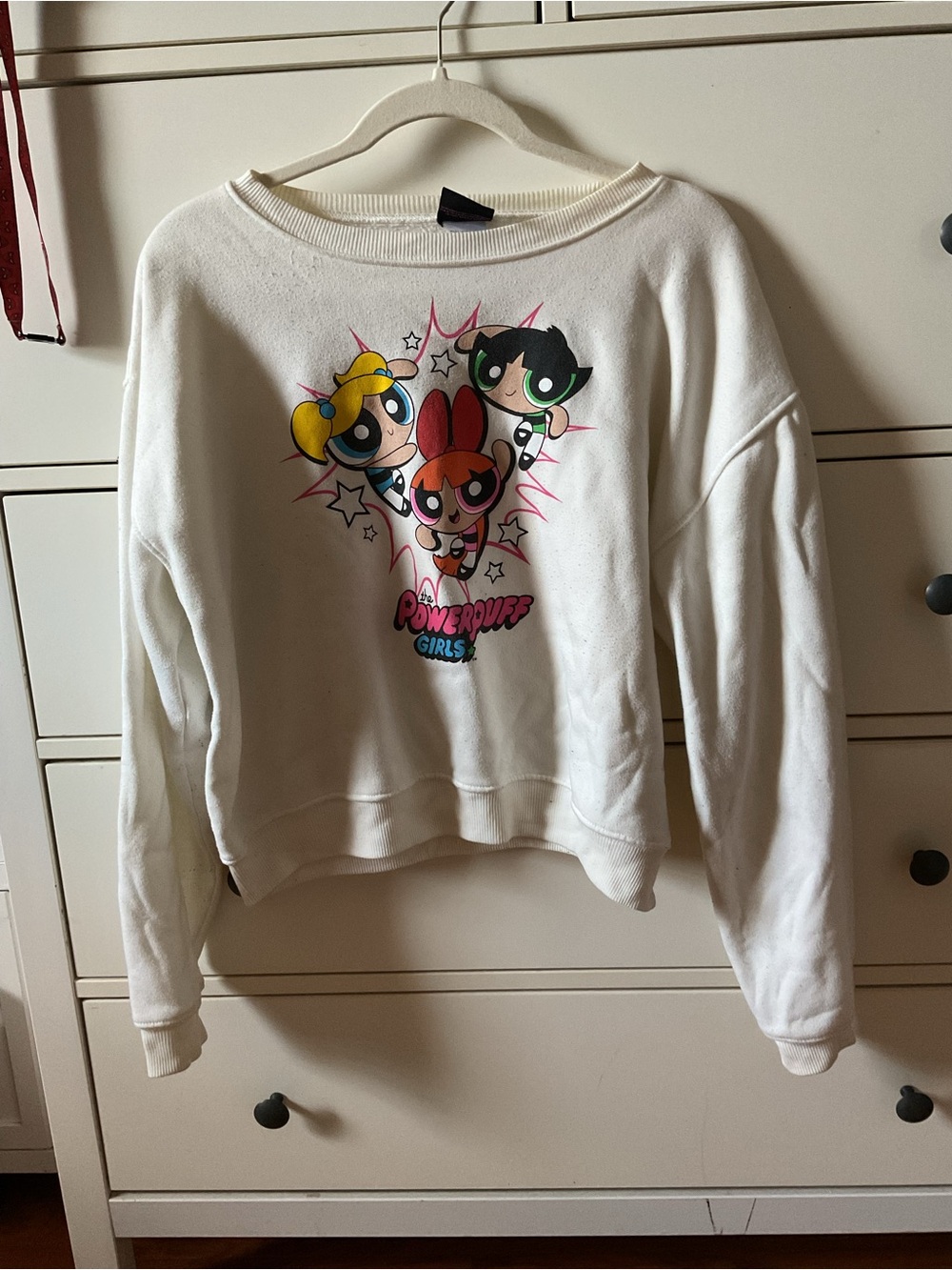 Women graphic cropped sweater